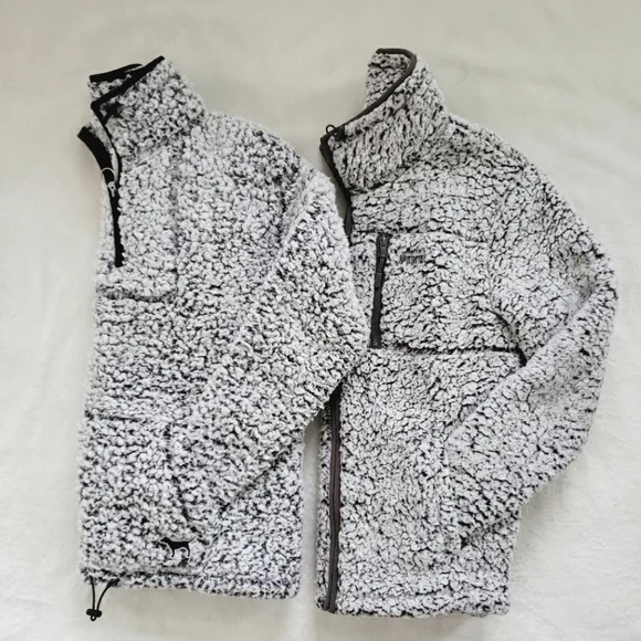 PINK Sherpa Jackets - Picture 1 of 6